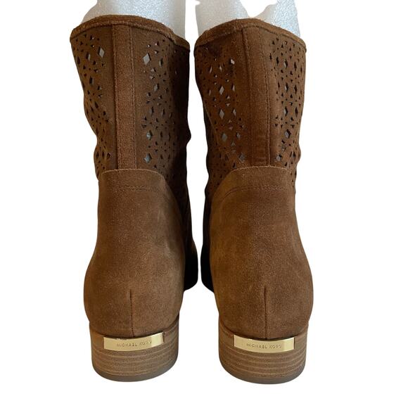 MICHAEL KORS Women’s Sunny Ankle Booties Suede Flat Size 8M Dark Caramel - Picture 5 of 13